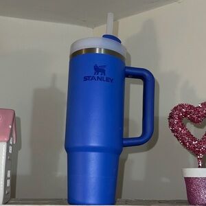 30 oz Iris Blue Stanley Quencher